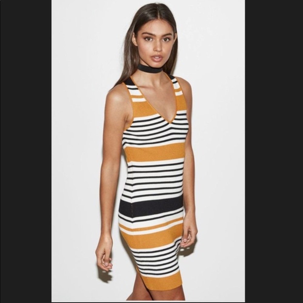 Kendall and Kylie bodycon dress knee length V neck size XS